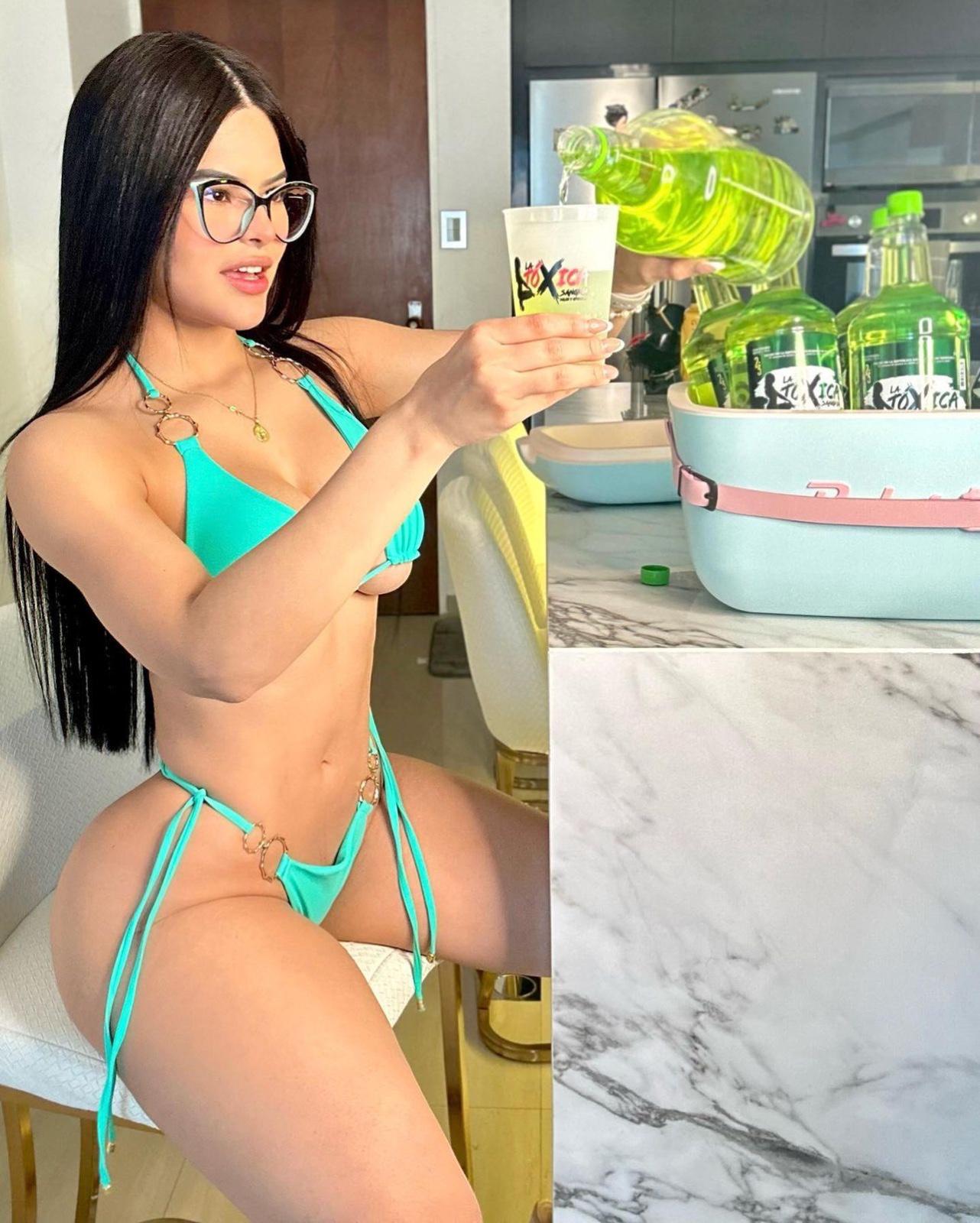 🍑Down for Hookup and content 4 sale🍑 🍆Snap👻: bigmariah017 📞 +12087809339