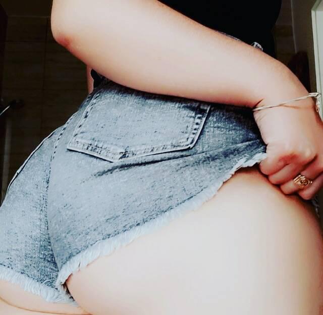 Italian/Spanish Goddess HAMILTON ready when you are