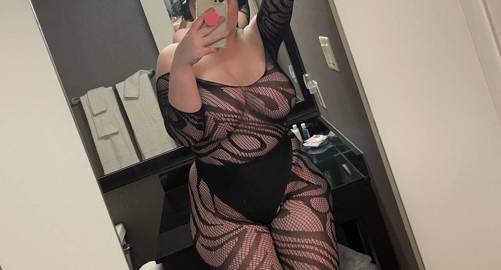 BRAND NEW in BELLEVILLE ♡•book now ʙᴀʙᴇ•♡ 𝘛𝘰𝘱 𝘰𝘧 𝘵𝘩𝘦 𝘭𝘪𝘯𝘦