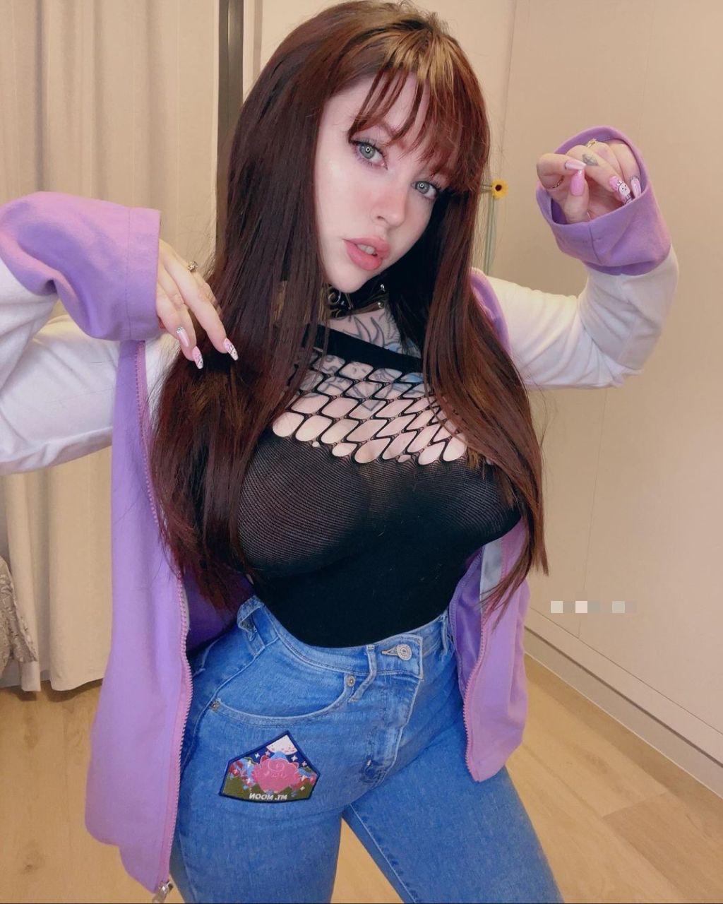Available for fun 🍆🍑🍆🍑🍆