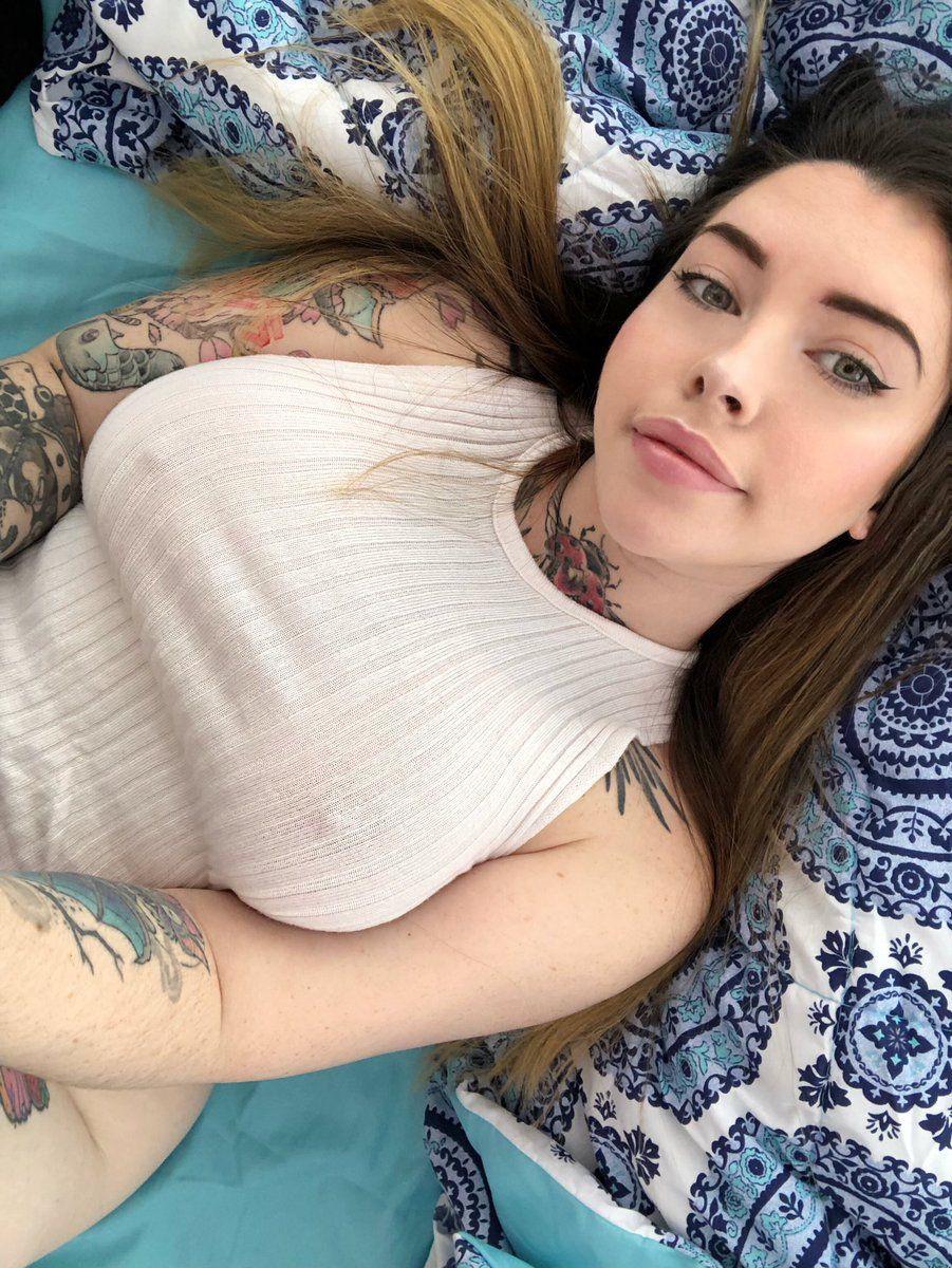 ’m available for hook up 🆙 ready to serve with an unforgettable experience