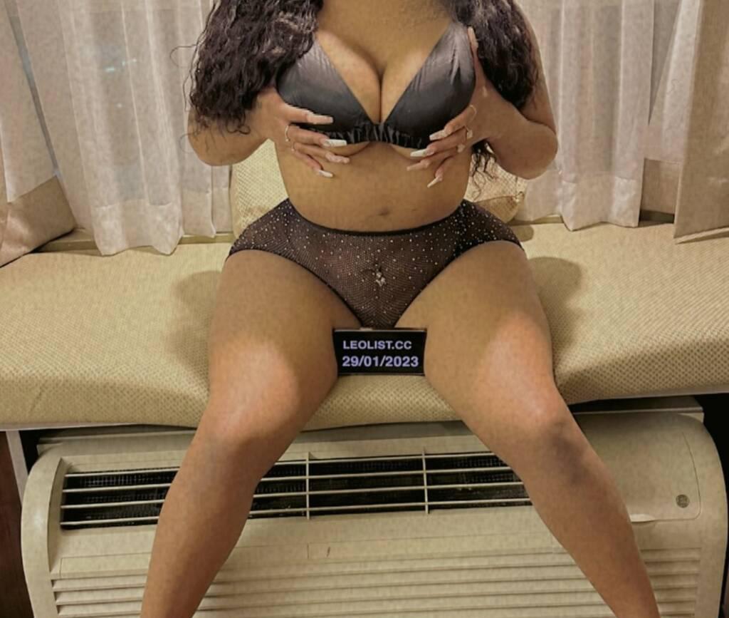 NEW GIRL i taste like candy let’s play&party