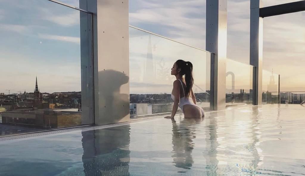 HOTTEST ASIAN/SPANISH WITH ACTUAL BOOTY AND TATAS! SO RARE!