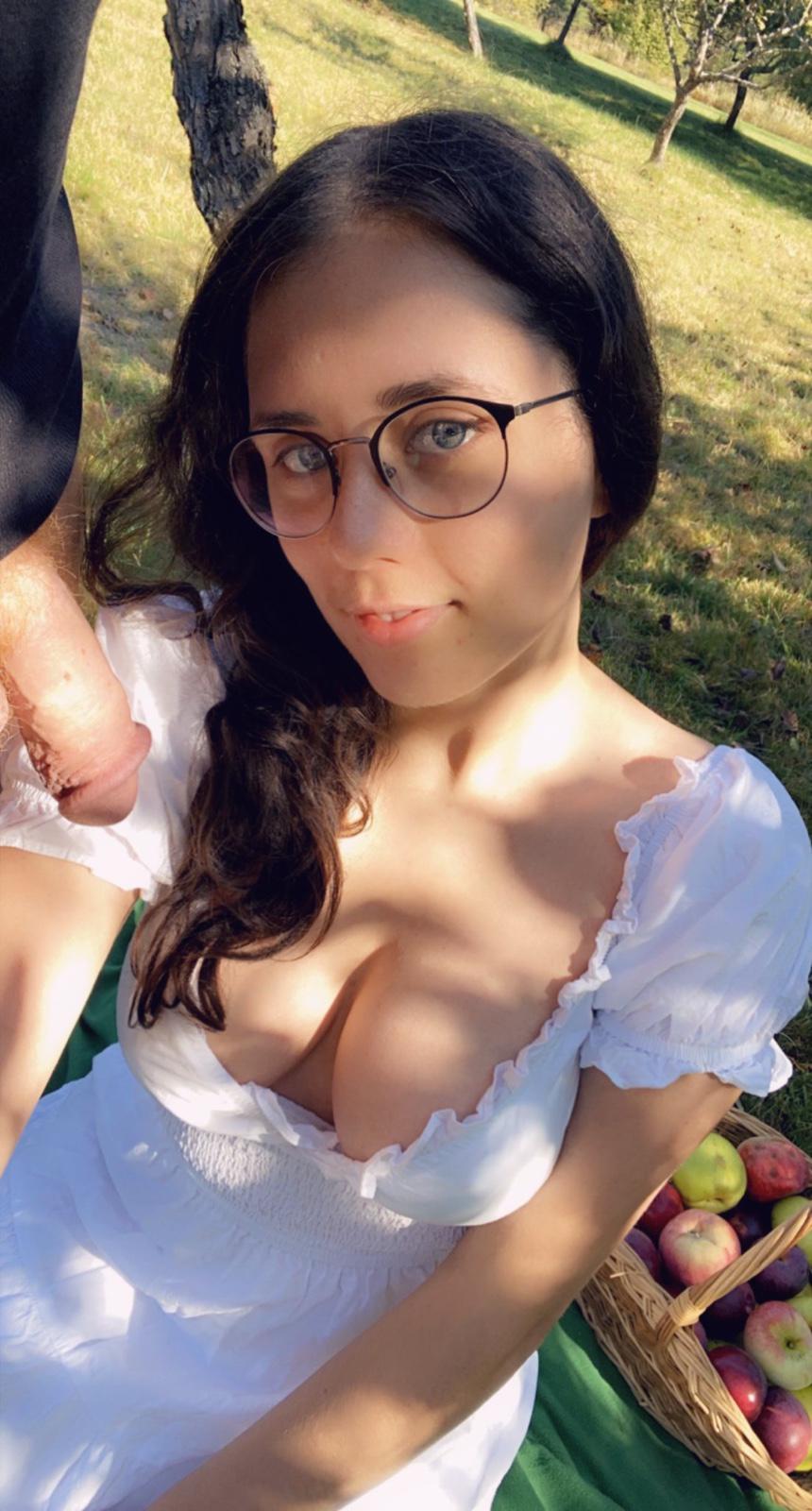 IM READY FOR HOOK UP BOTH INCALL AND OUTCALL SERVICE