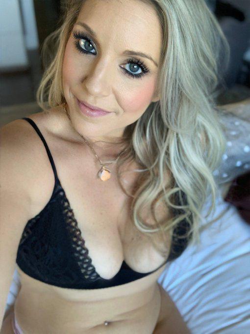 I’m available for sexhookup
