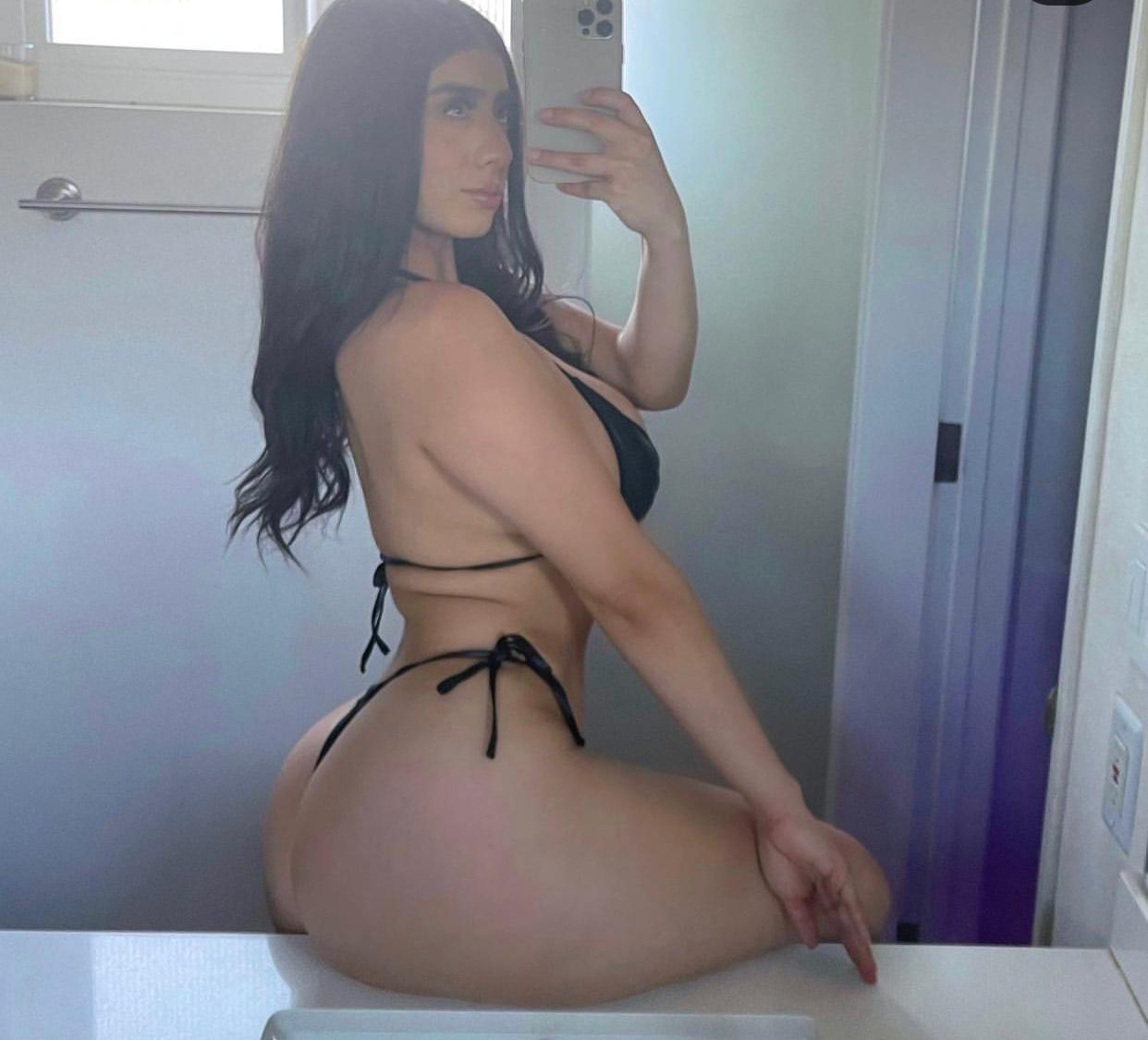 I’m available for incall or outcall Down to fuck