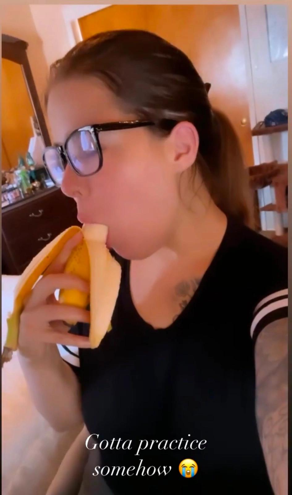 IM AVAILABLE FOR SEX HOOK UP 🍑💦🍆🥶
