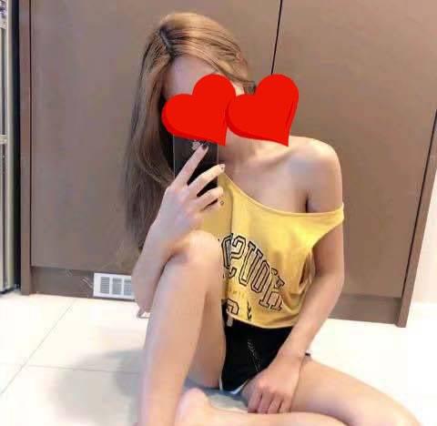 Super Hot Asian ModelLong Sensual MassageOpen Minded
