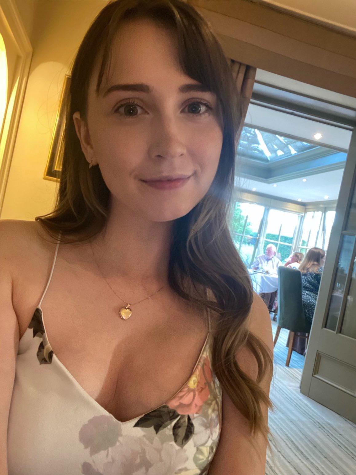 Are you looking for fun, hook up or massage? 👅🍑🍆💦. Hit me up 🤙 📞☎️