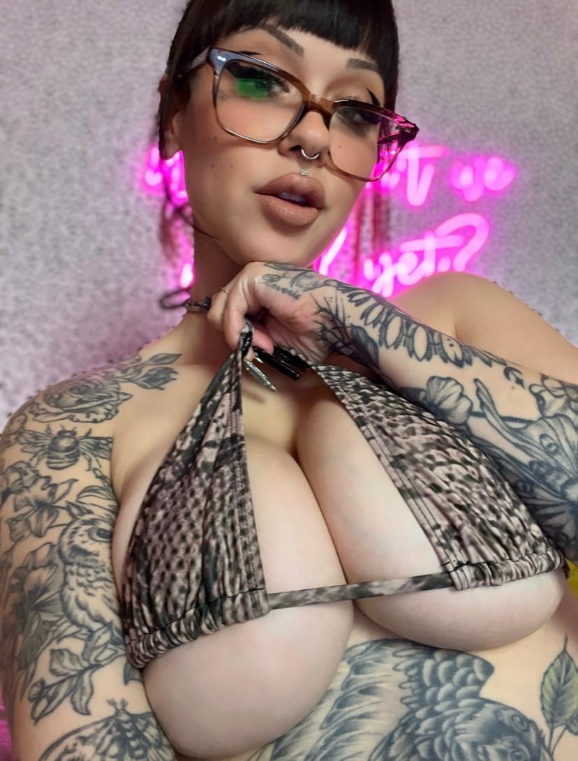 Available for sex hookup🥵🍆💦👅🍑😛😁