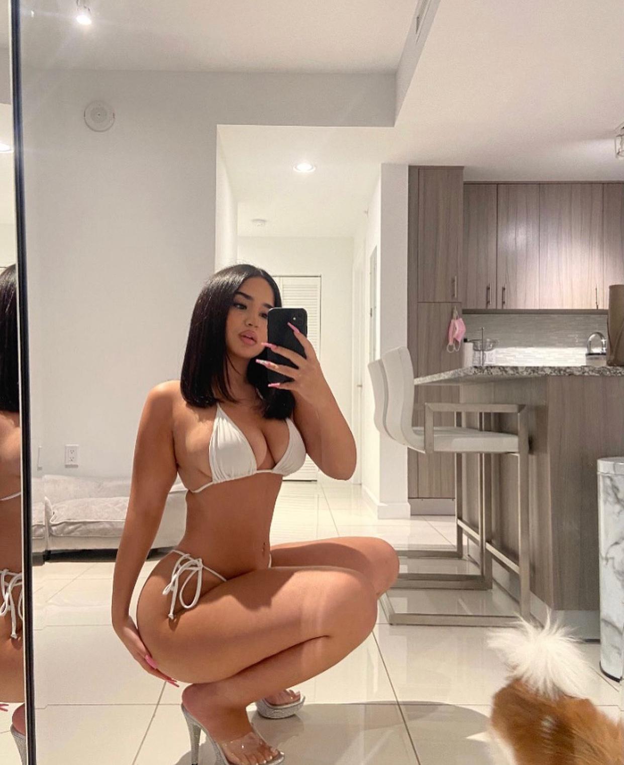 🍆🍆🍑🍑🍑Real and ready to have some fun👅 ? Text me 8303284681