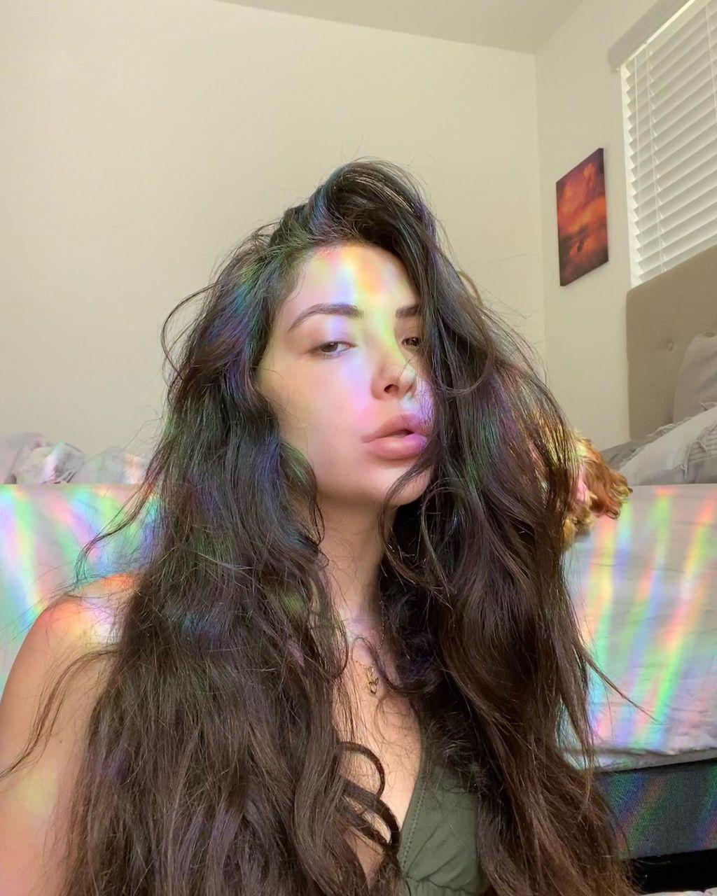 I’m available for hookup 🍆💦🍑