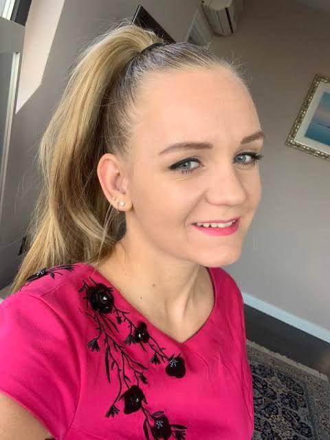 Am Alice am available for hook up service only