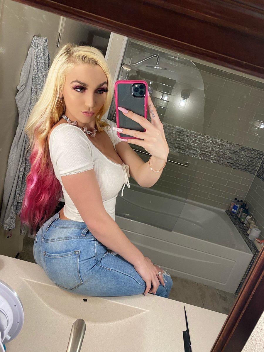 Do you want to fuck and need a massage? Hit me up 🤙🏽 🥰🤩🍆