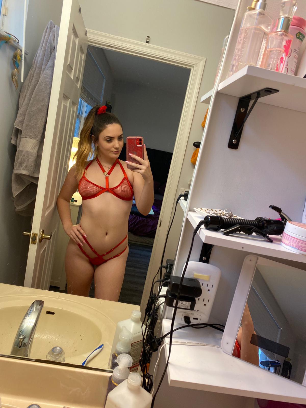 I'M AVAILABLE FOR BOTH INCALL AND OUTCALL SERVICES🥵