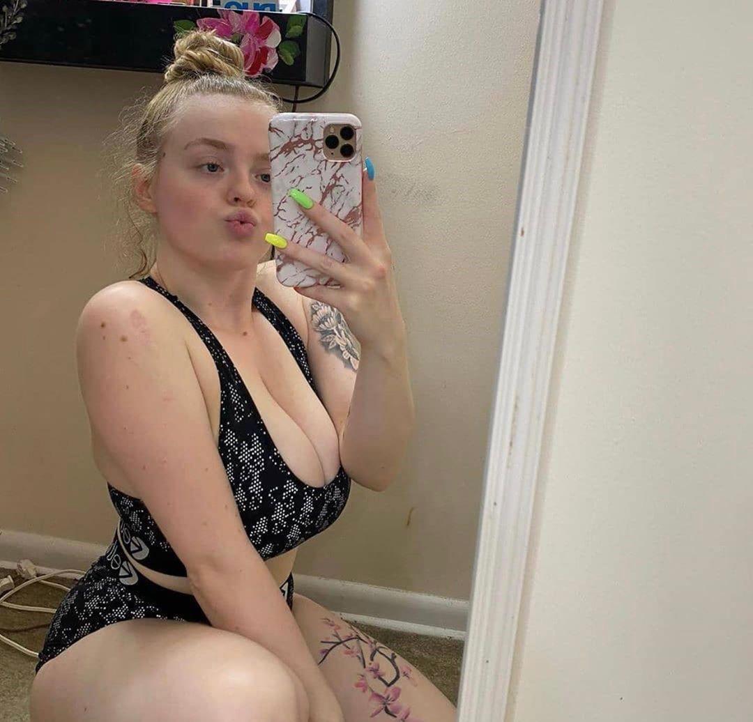 I’m available for sex hookup 👅😍