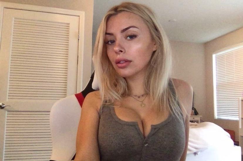 Hi I’m kerrdaisy available for fun.