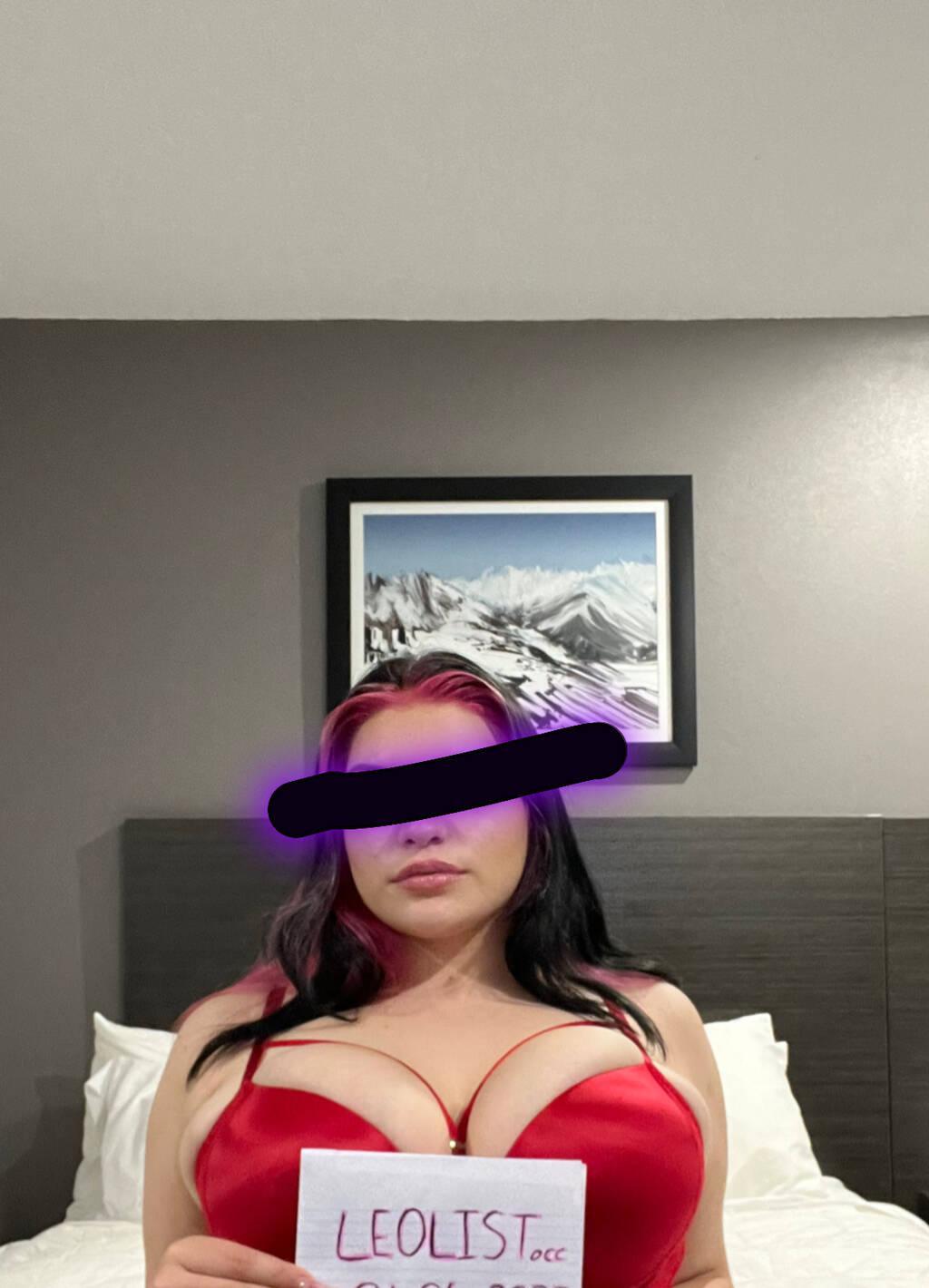 HORNY ITALIAN MAMI