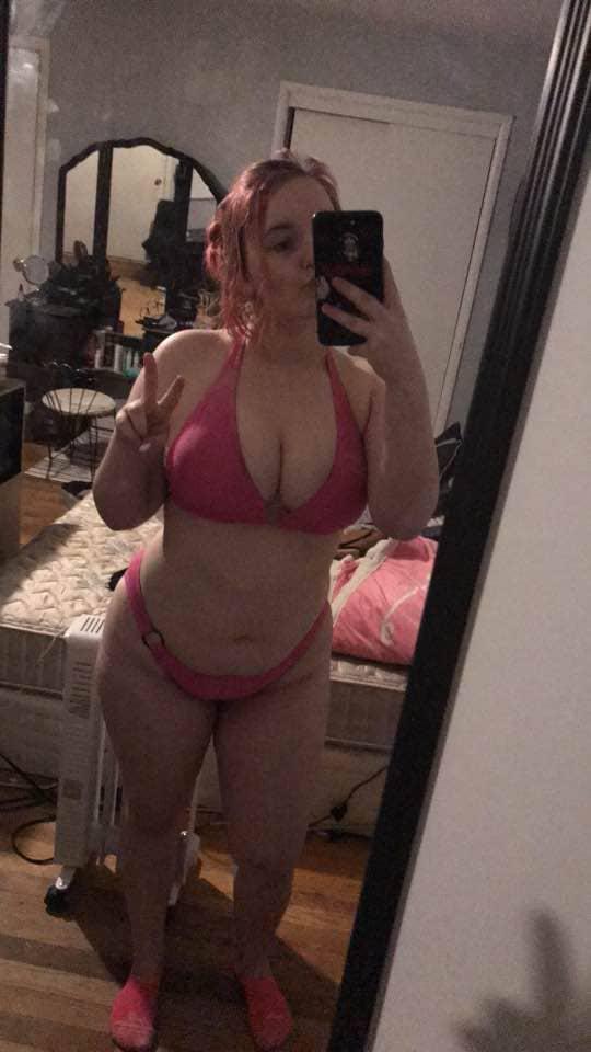 I would love to see your cum on my boobs,🥵Come and get served hot, please read