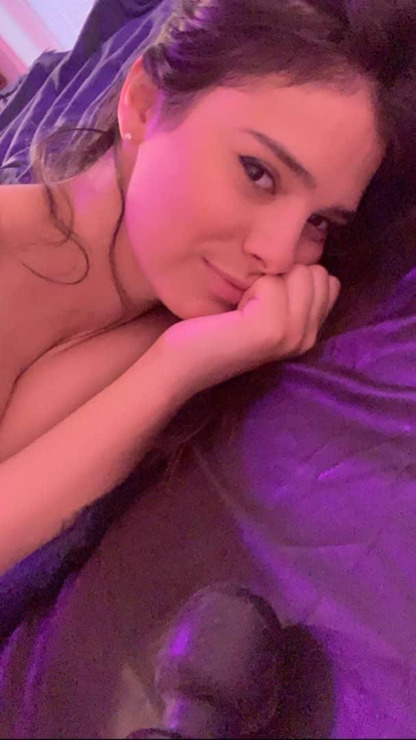 AVAILABLE FOR HOOKUPS 🍑💦🍆👅TEXT ME: (401) 217-9421.. SNAPCHAT: SHARONLEVIN2