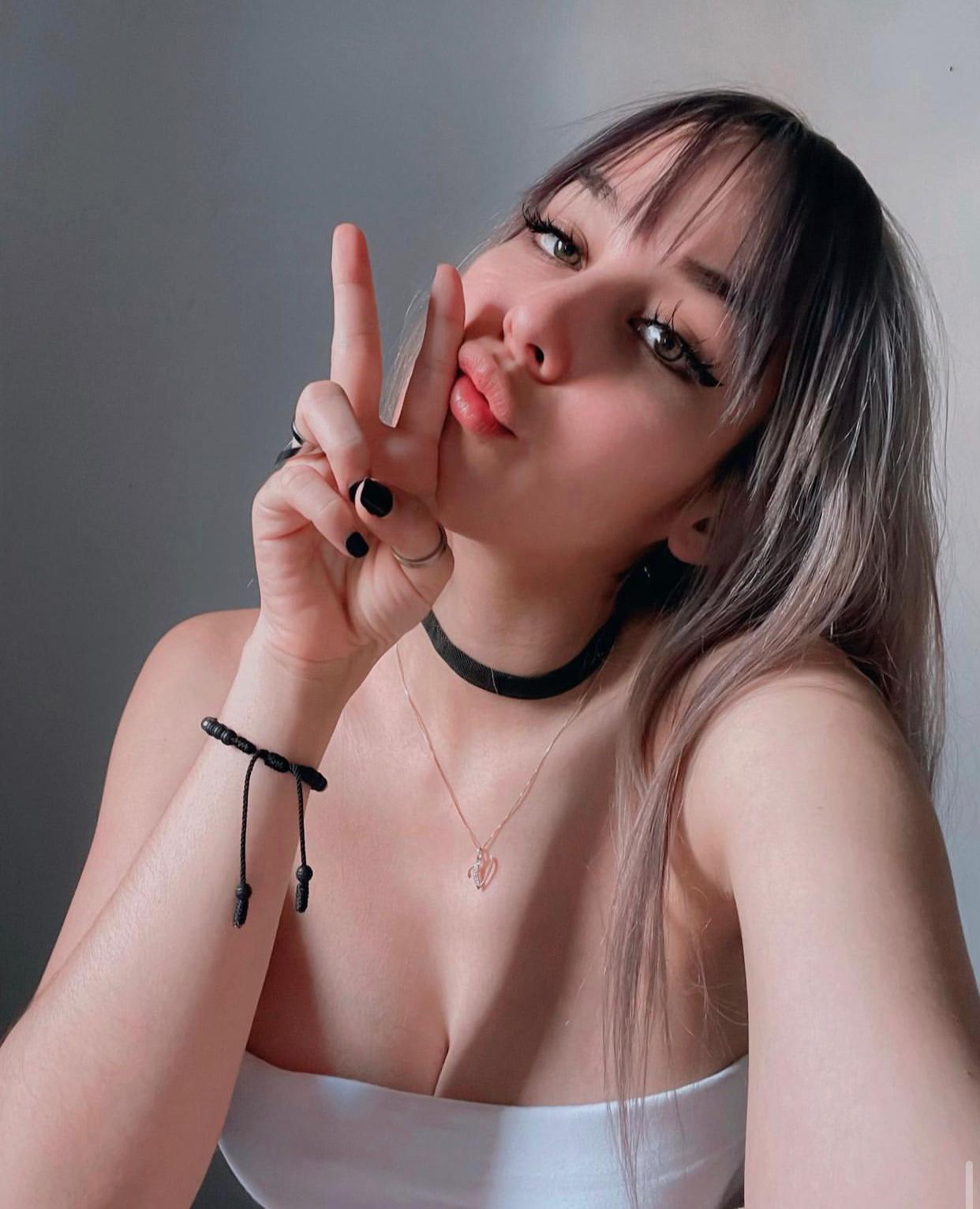 I’m available for hookup both incall and outcall services 🥶✅❤️💋