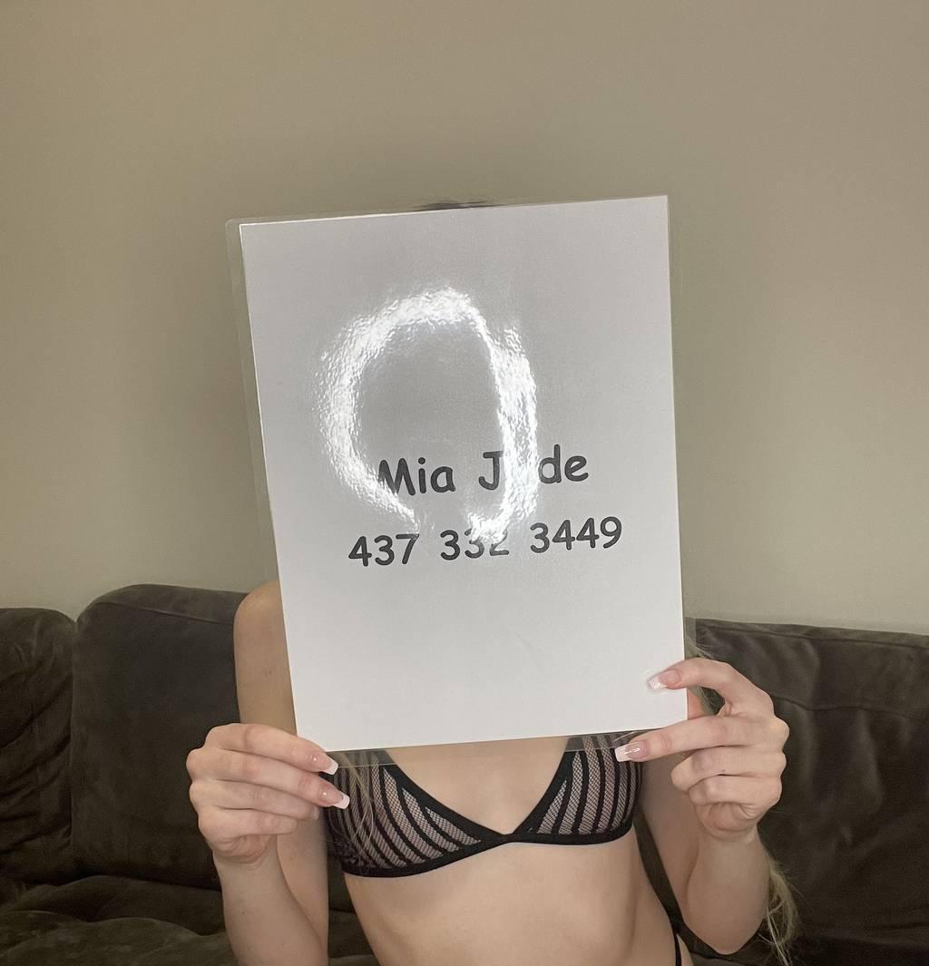 Burlington incall mia jadepetite blonde tight ass