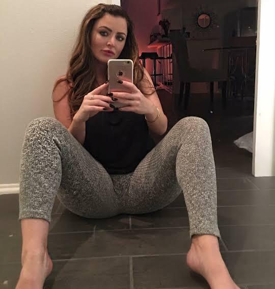 Hookup fun lover and sex 💯👅 fully available for all service.(Text Me)