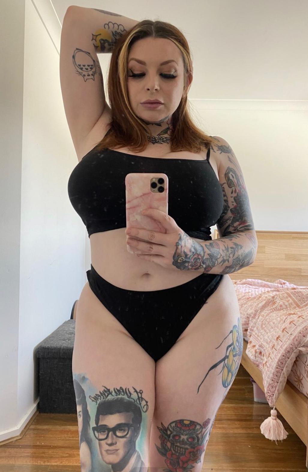 I’m a❤️professional 💯sexworker👅hit me up if you’re down to have fun💯🥰