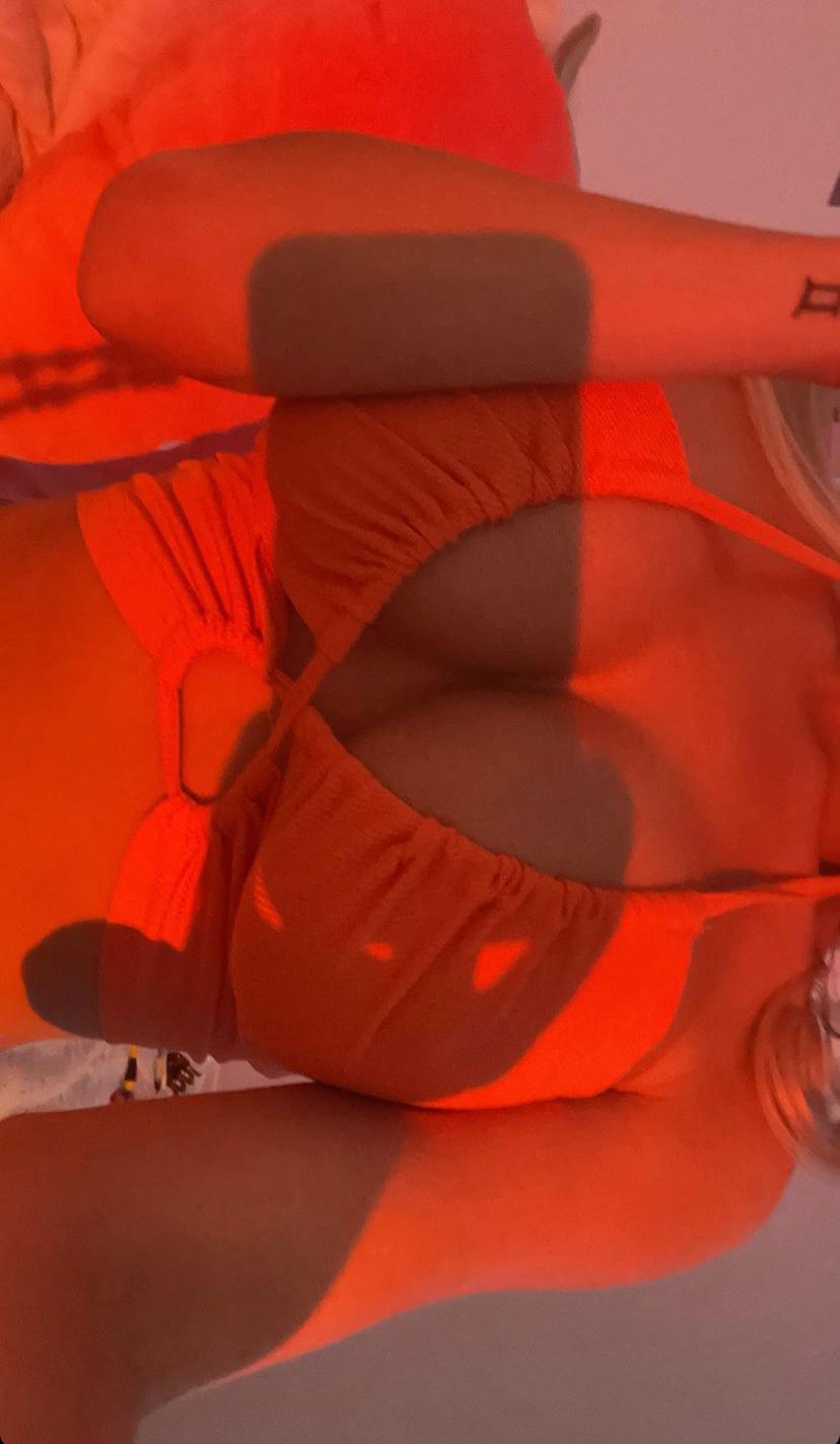 HOOKUP ASHLEY 💦👅