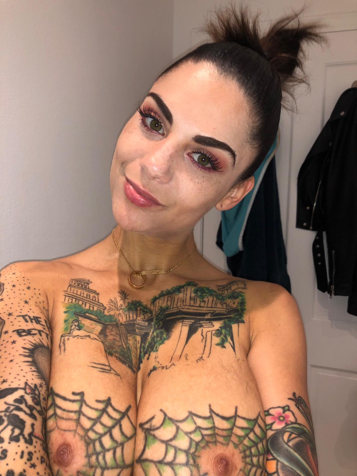 I’M DOWN TO FUCK YOU GOOD👅🍆💦🥵 AND I’M OPEN TO MEETING YOU ANYWHERE.👅🍆💦
