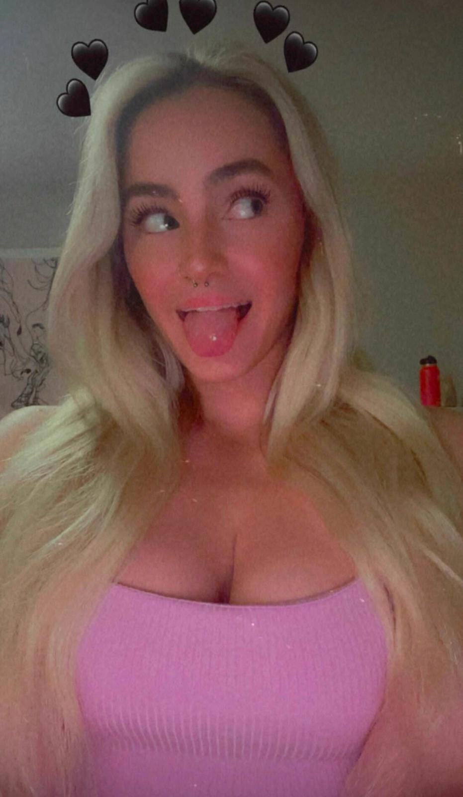 Naughty Linda here to pleasure 🥵🥵💝🥵