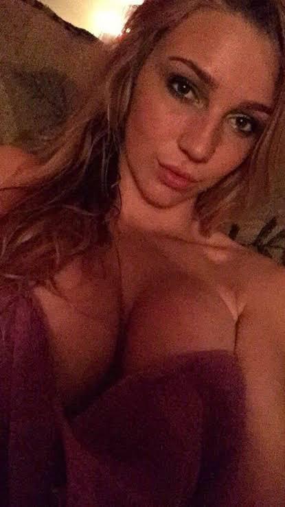sweet and hot lady available in Abbotsford