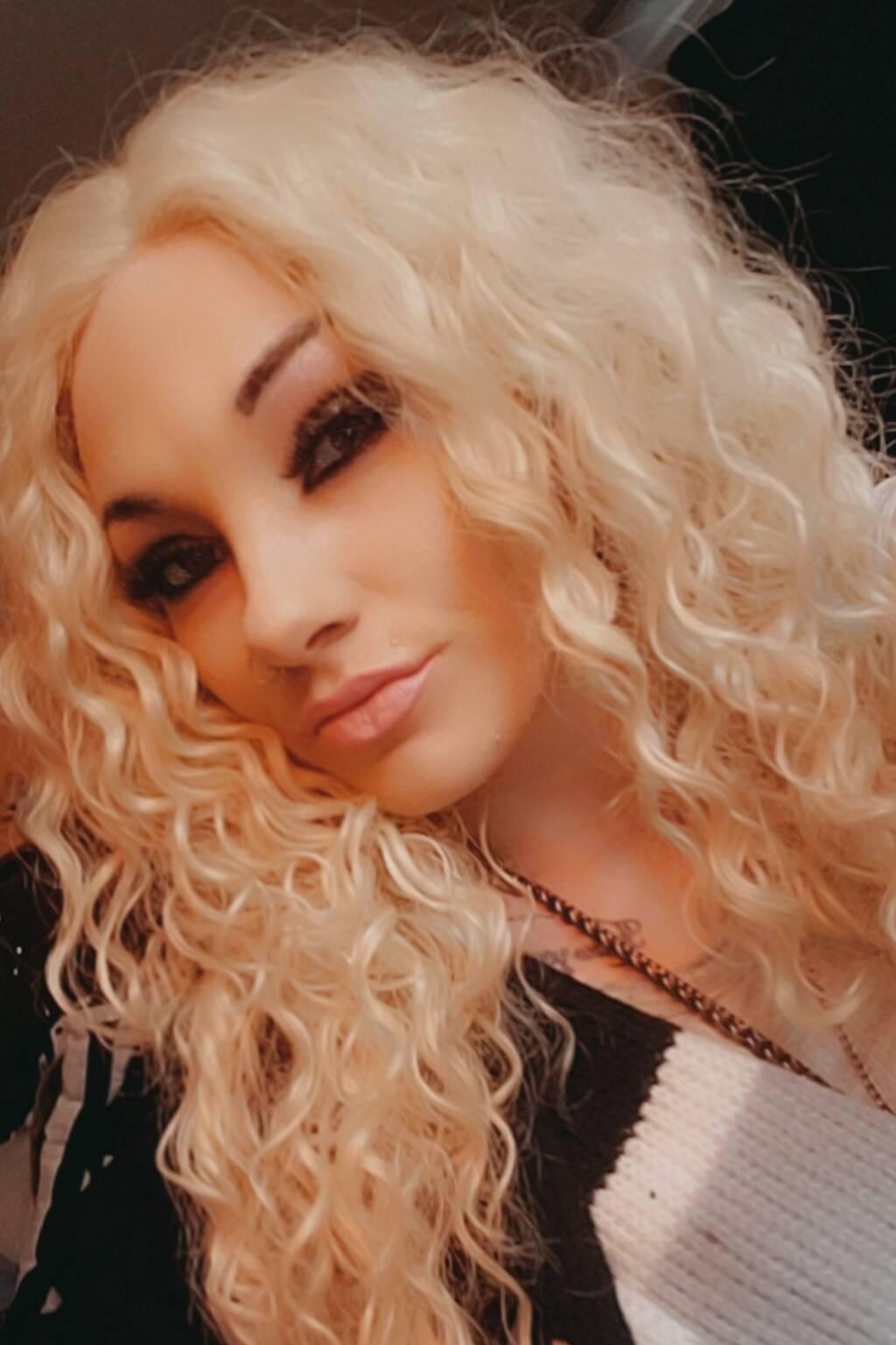 Sexy Samantha call me for a night you'll never forget !!