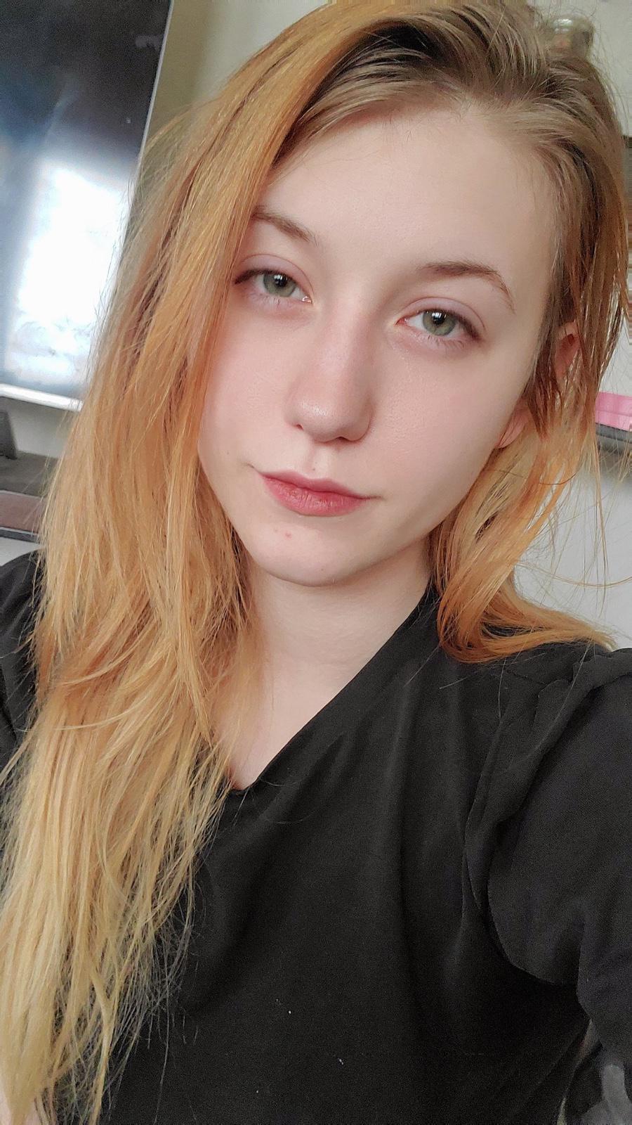 Sexy redhead 💯🍆🍑💋👅