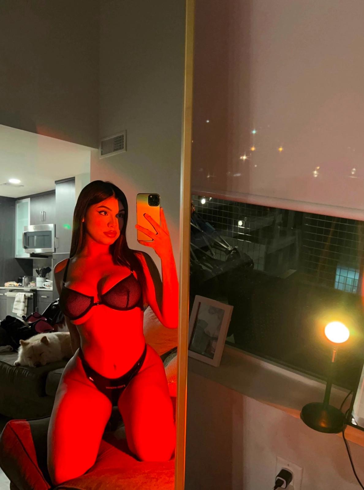 🍑🍆I offer 💕Incall, outcall home and hotel 🏨 services 🥰car date🍕😝