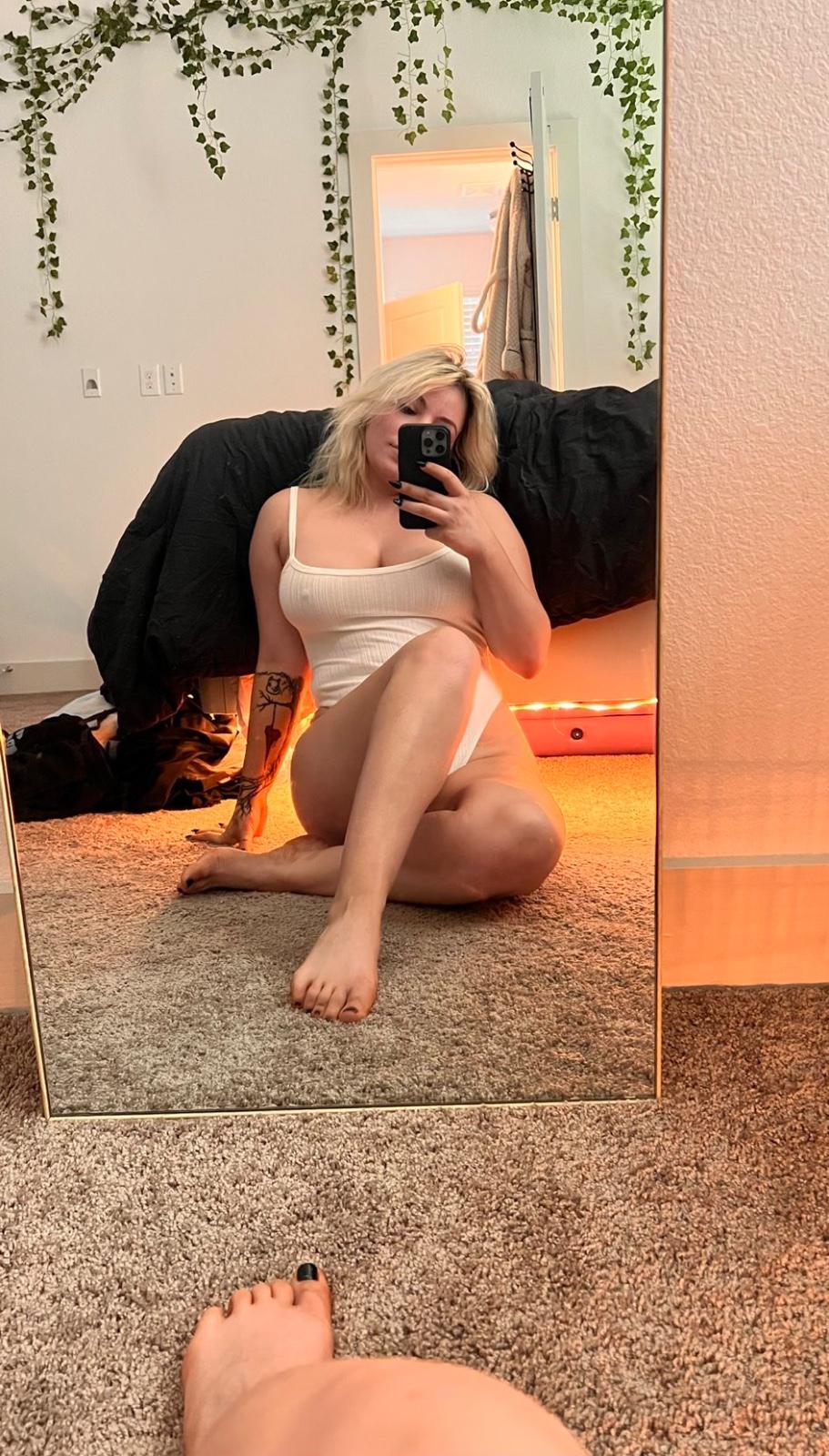 I’m Available in Whistler😘