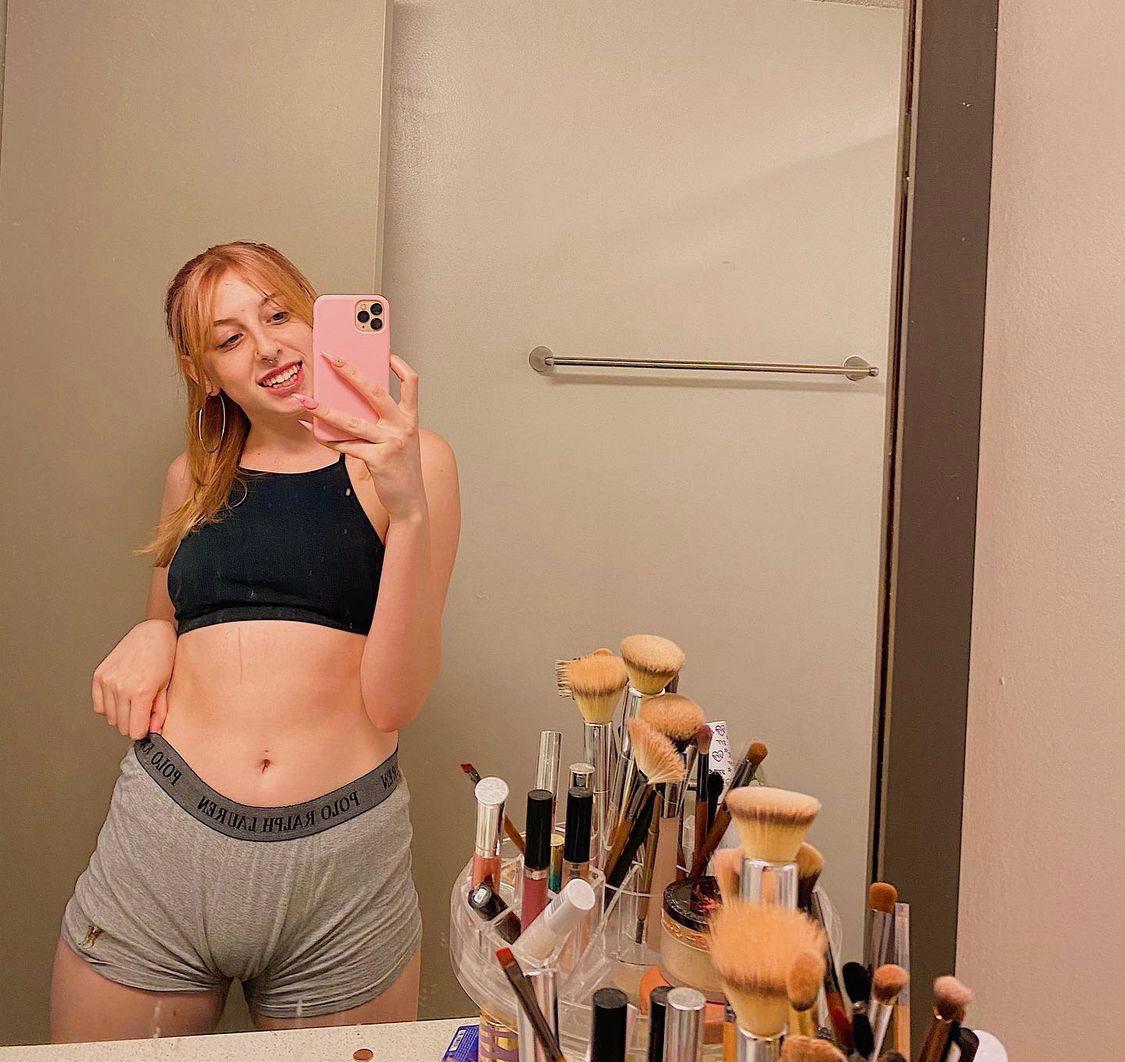 I am available for any kinda meetup or premium…text: 2895058285