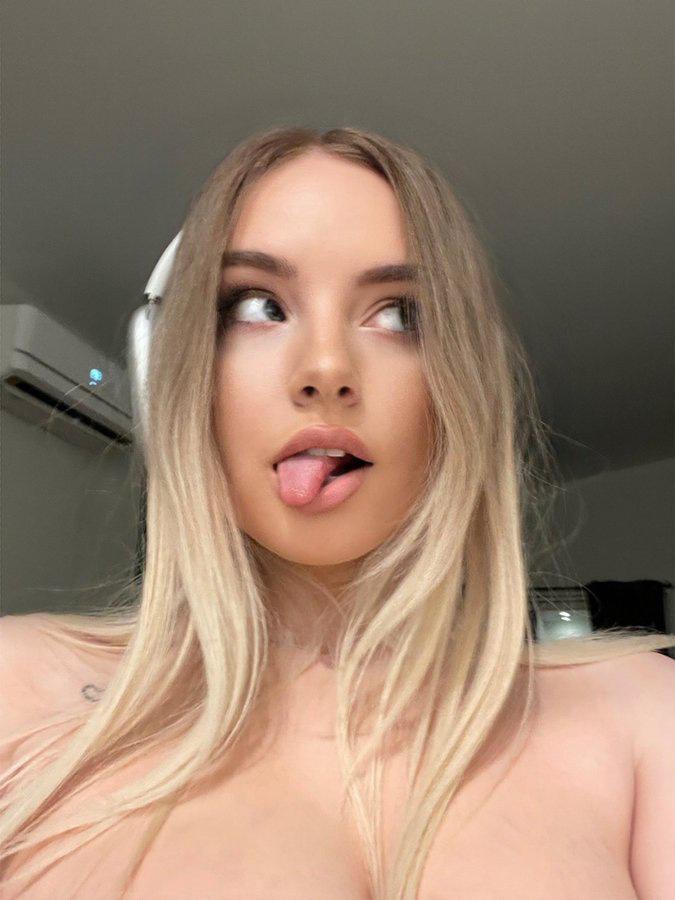 I’M AVAILABLE FOR SEX AND DISCREET FUN SNAPCHAT :sarah788262 🤤🥵💦👅🍆🍑
