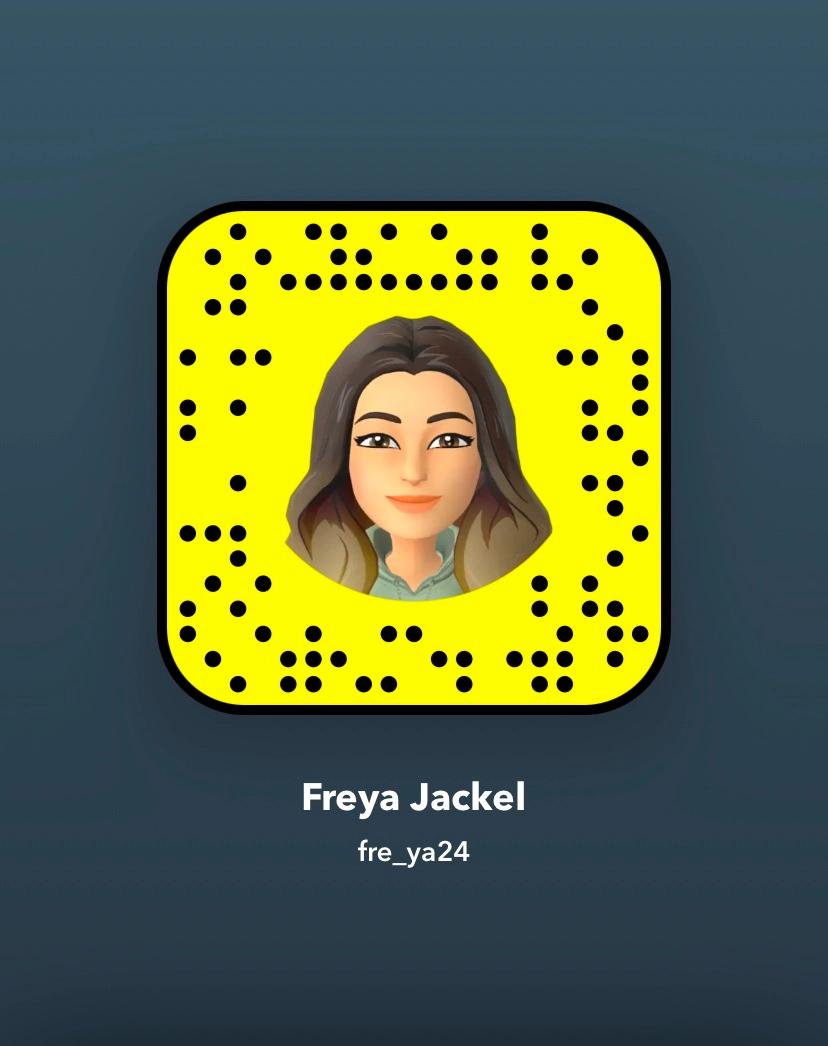 I am throwing a discount I am available right away fre_ya24