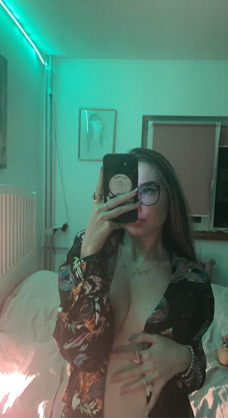 SEXY, KINKY, CLEAN AND OPEN MINDED