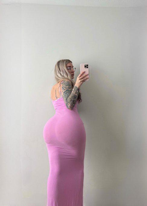 Are you down to fuck💦🍑🍆 ? Snapchat acortana2020 or text 4699963740 😍