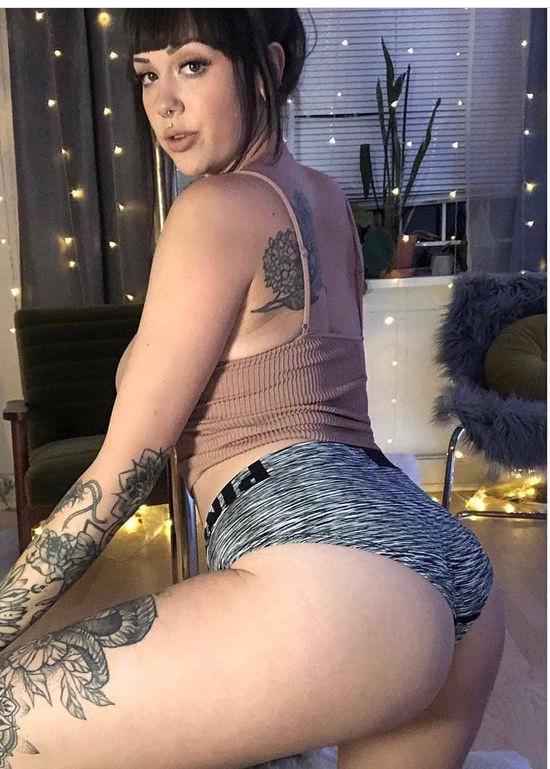 Hot& Nasty Escort Available😍 Snapchat: laurasimps1011 cell phone: 613-209-9614