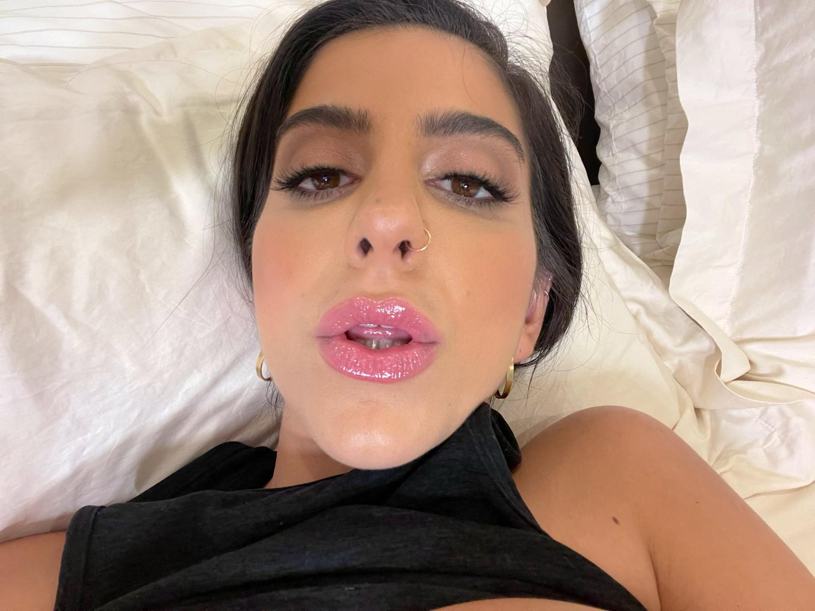 Hook Up and Escort