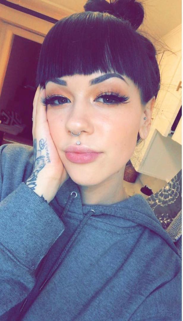 escort available for hook up