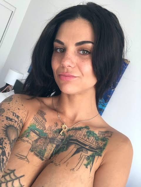 HI I’M A SEXY ESCORT AVAILABLE FOR ANY KIND OF FUN 3025017434