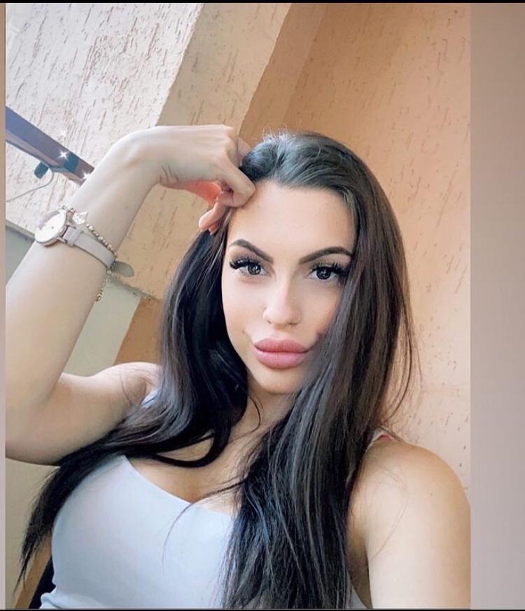 Down to fuck? Text me 😍❤️