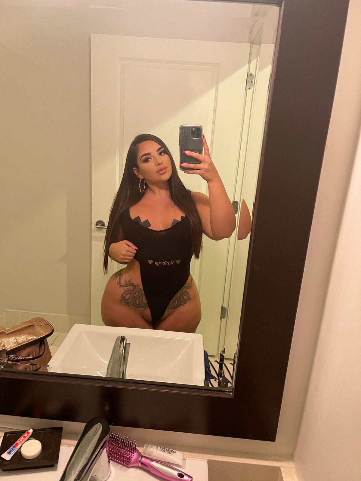 HMU FOR SOME NASTY FUN 👅 🍆🍆