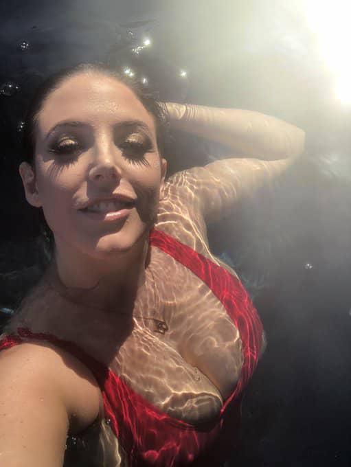 Hey my juicy sticky wet is available for both incall and outcall services