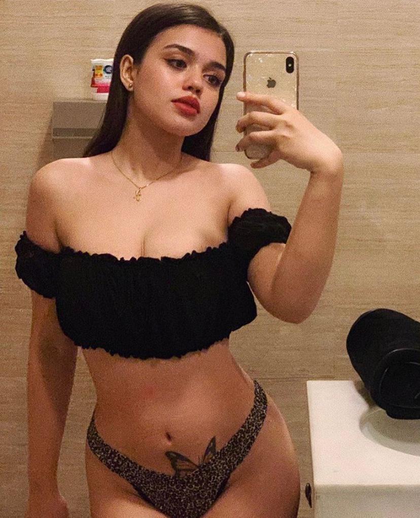 Sexy Ginny 😍🍆🍑
