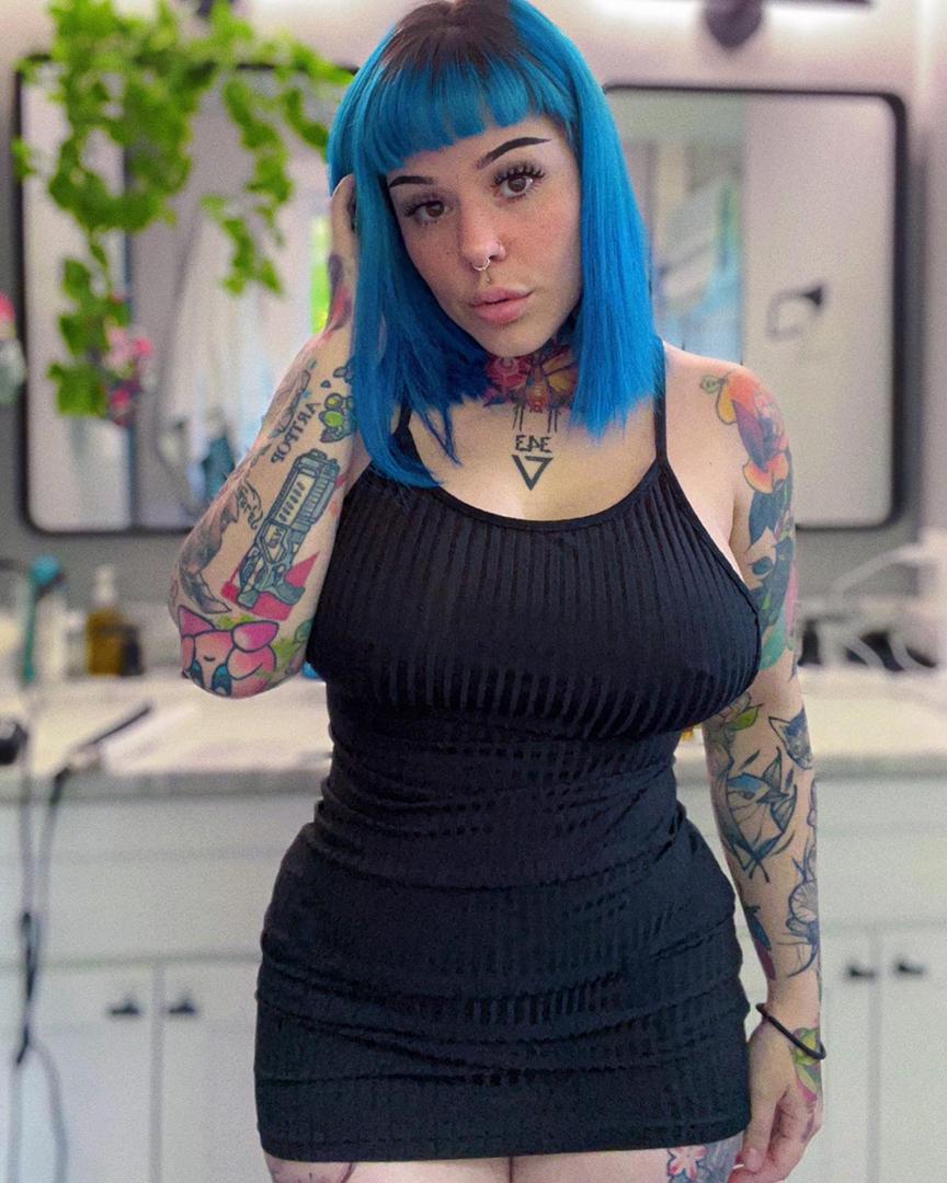 NEW GIRL IN TOWN ❤️🥰❤️